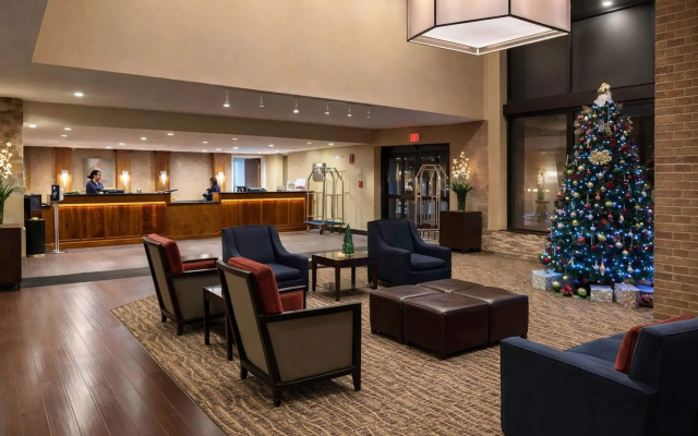 photo 2 of Comfort Inn Farmington Hills - Detroit Northwest
