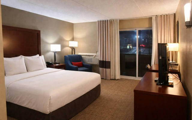 photo 4 of Comfort Inn Farmington Hills - Detroit Northwest