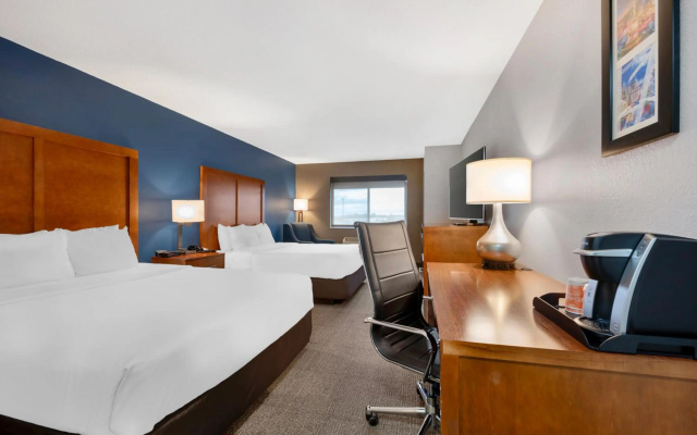 photo 4 of Comfort Inn & Suites North Greenfield