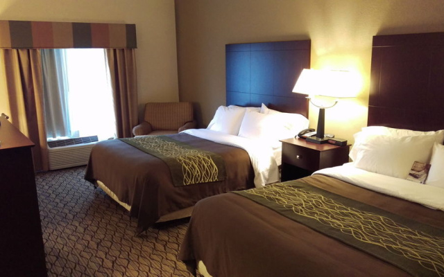 photo 4 of Comfort Inn Huntington