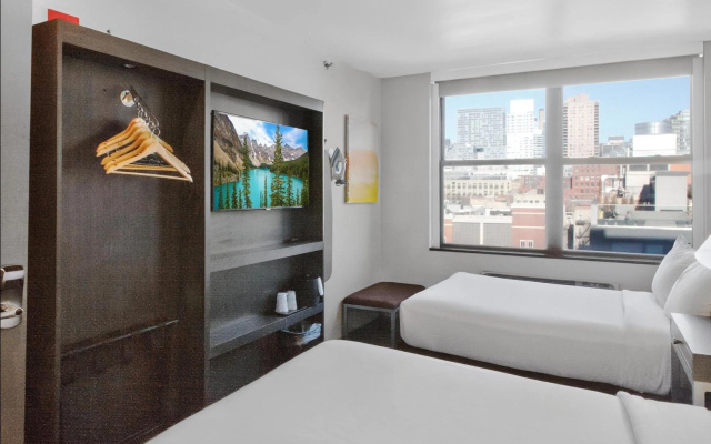 photo 5 of Times Square West Hotel, BW Signature Collection