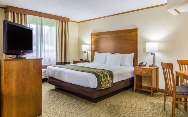 photo 3 of Comfort Inn Millersburg