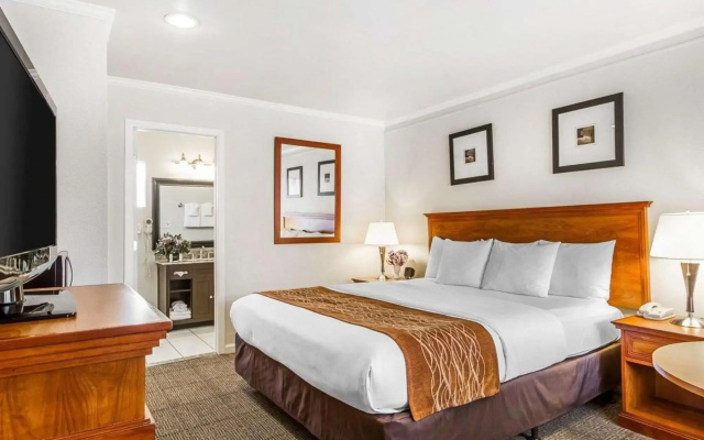 photo 4 of The Inn at 1252