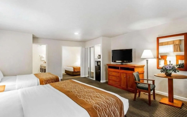 photo 5 of The Inn at 1252