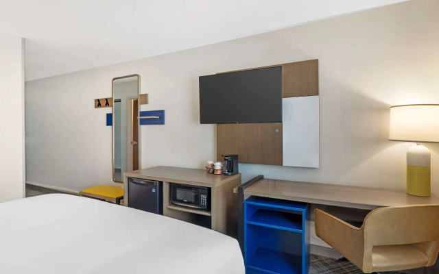 photo 4 of Comfort Inn Monticello