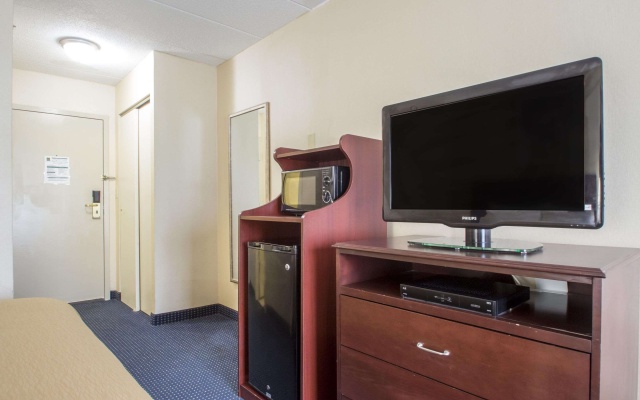 photo 5 of Quality Inn Near Princeton