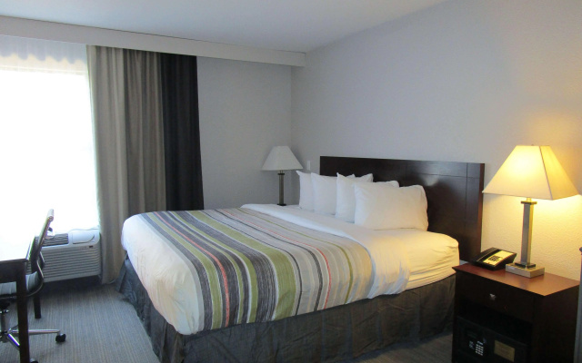 photo 4 of Country Inn & Suites by Radisson, Greenville, NC