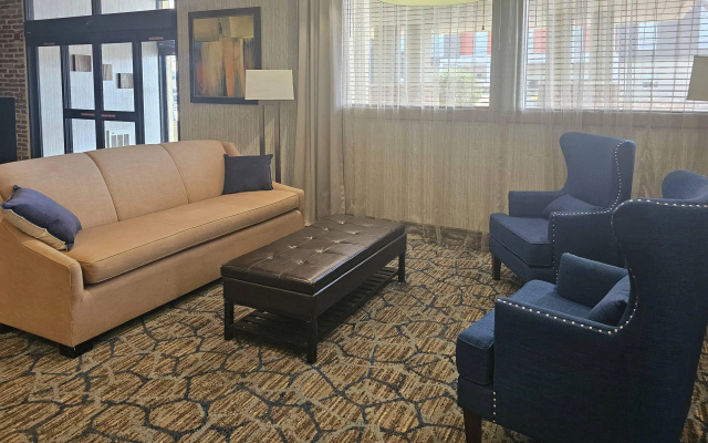 photo 3 of Comfort Inn Plymouth - Minneapolis