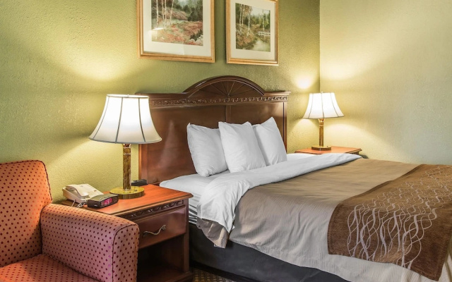photo 2 of Comfort Inn & Suites Ann Arbor