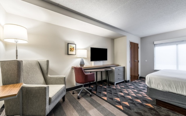 photo 4 of Holiday Inn Indianapolis Downtown