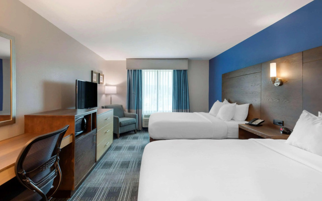 photo 4 of Comfort Inn & Suites East Ellijay