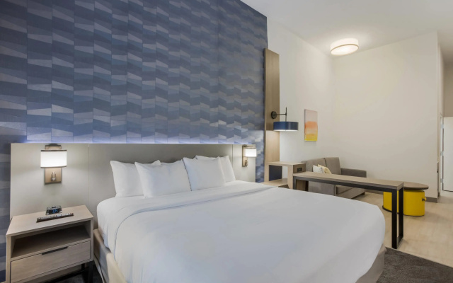 photo 4 of Comfort Inn & Suites Gaylord