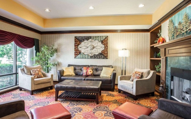 photo 4 of Comfort Inn & Suites Spartanburg North