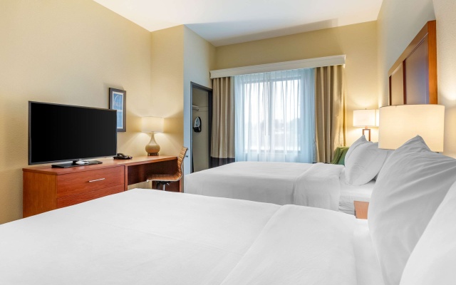 photo 5 of Comfort Inn & Suites West Des Moines