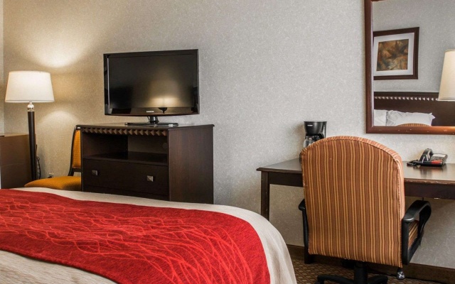 photo 3 of American Inn & Suites Waterford
