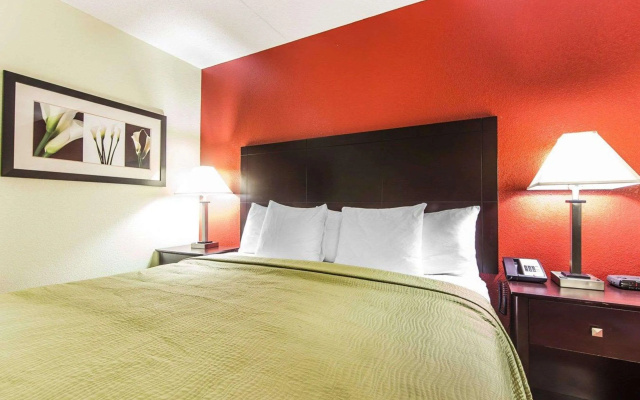 photo 3 of Quality Inn Sweetwater West