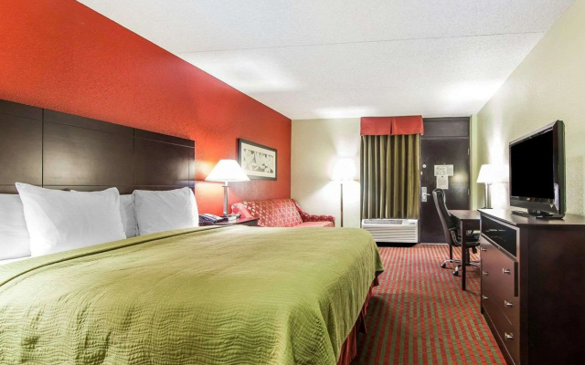 photo 5 of Quality Inn Sweetwater West