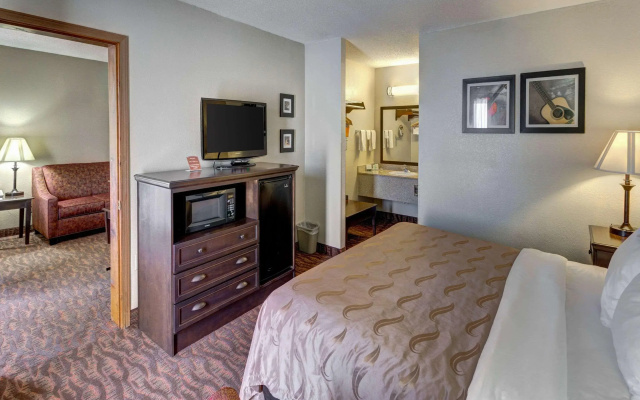 photo 5 of Quality Inn West-Branson Theatre District