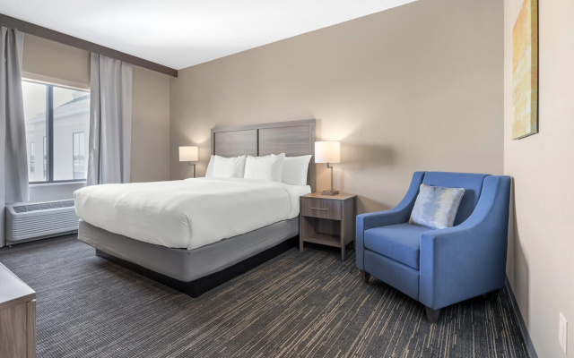 photo 3 of Pestana Orlando Suites - Lake Buena Vista