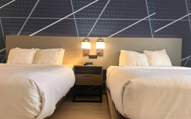 photo 5 of Comfort Suites Louisville Airport