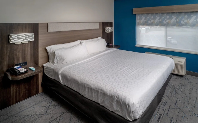 photo 4 of Holiday Inn Express Charleston-Kanawha City