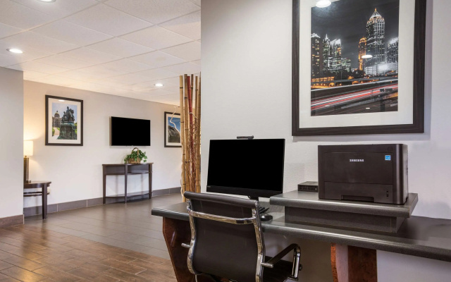 photo 4 of Comfort Suites Forsyth near I-75