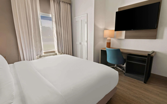 photo 5 of Comfort Suites Granbury