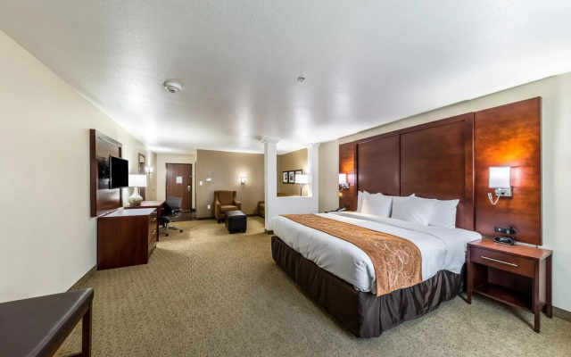 photo 5 of Comfort Suites Grand Prairie - Arlington North