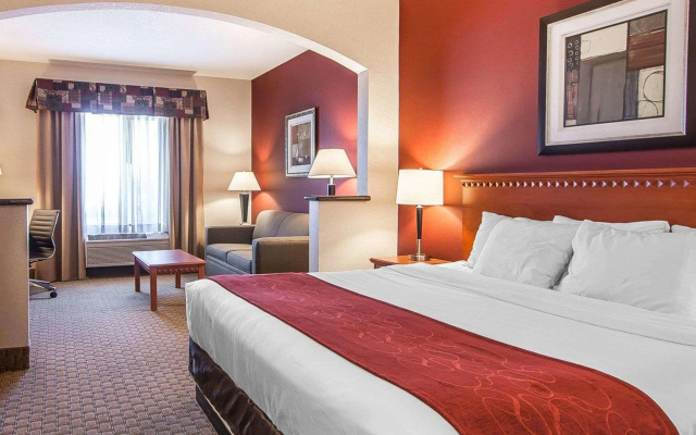 photo 4 of Comfort Suites Redmond Airport