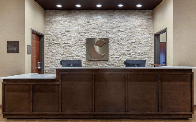 photo 3 of Comfort Suites San Antonio Ft. Sam Houston/SAMMC Area
