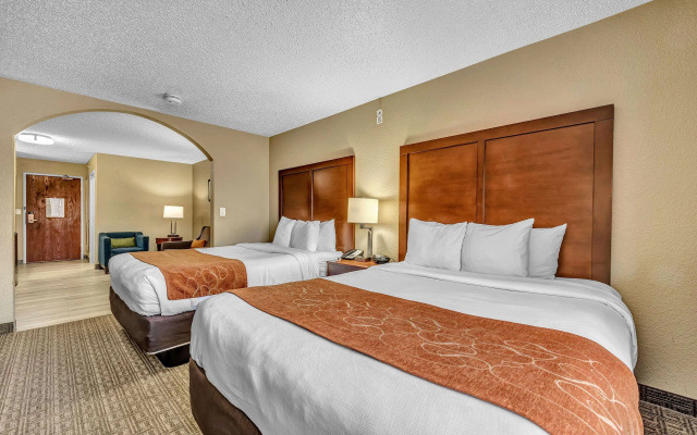 photo 5 of Comfort Suites Lakewood - Denver