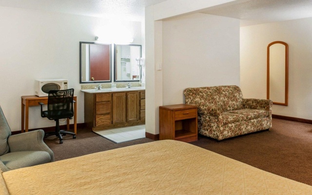 photo 5 of Comfort Suites South Bend near Casino