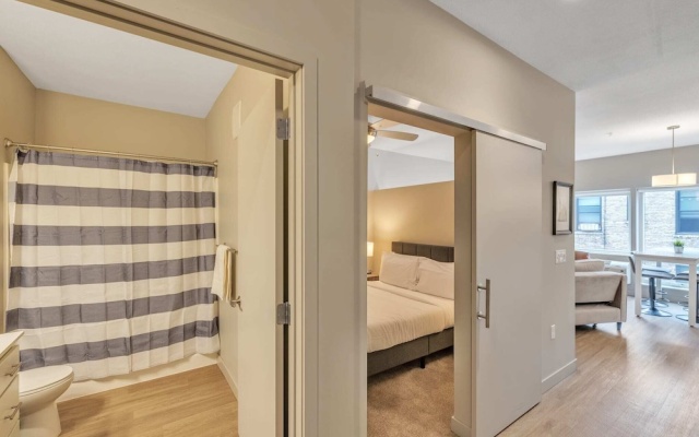 photo 5 of Comfortable 1BD Vector Suite With 95 Walkscore