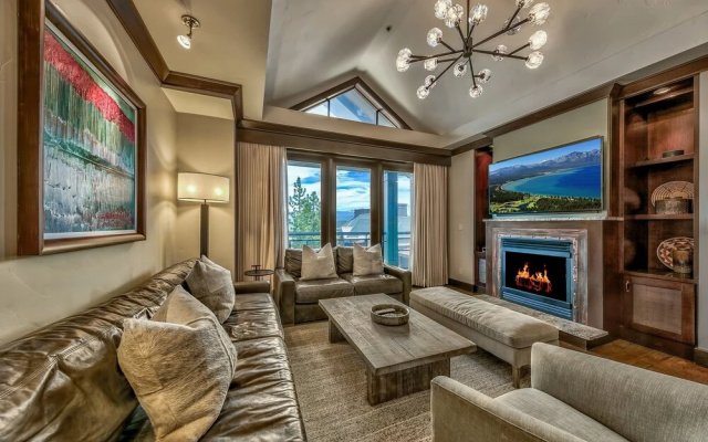 photo 5 of Must See Luxury Vacation - Sleeps 10 4 Bedroom Condo by RedAwning