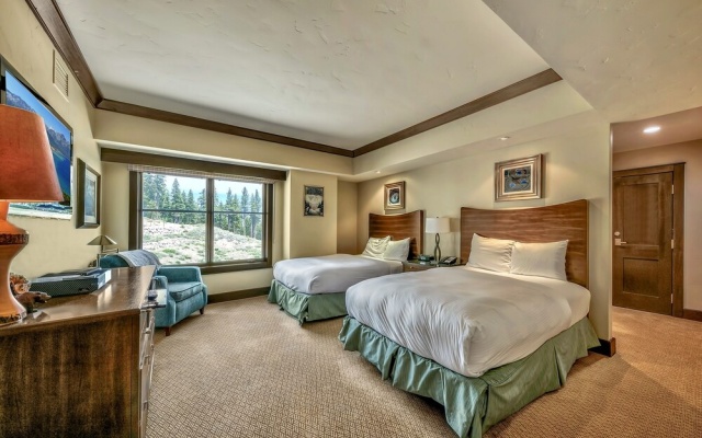 photo 5 of Premium With The Ritz-carlton Amenities 3 Bedroom Condo by RedAwning
