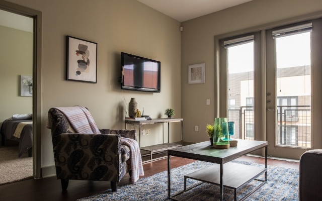 photo 3 of Design District Apts Near Market Ctr by Frontdesk