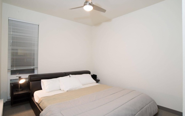 photo 3 of Contemporary Suites near Pioneer Square