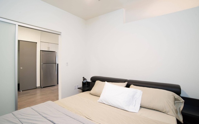 photo 4 of Contemporary Suites near Pioneer Square