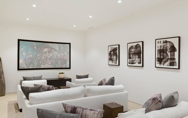 photo 3 of Contemporary Villa