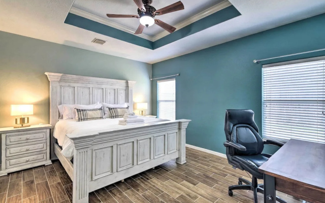 photo 5 of Spacious & Central Katy Retreat: 27 Mi to Houston!