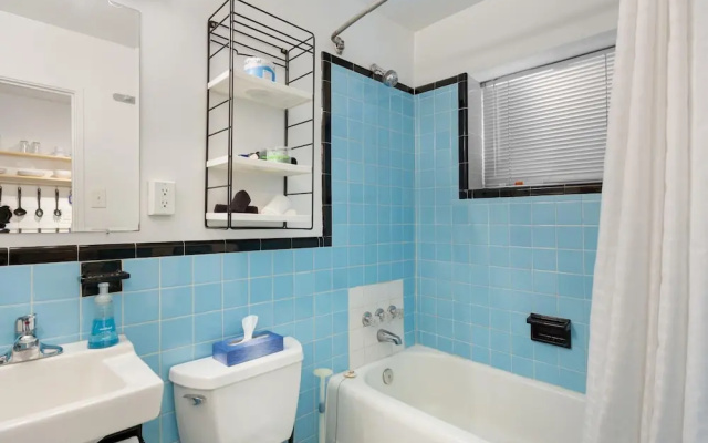 photo 5 of CCI Great Value Serviced Studio in Quiet Neighborhood