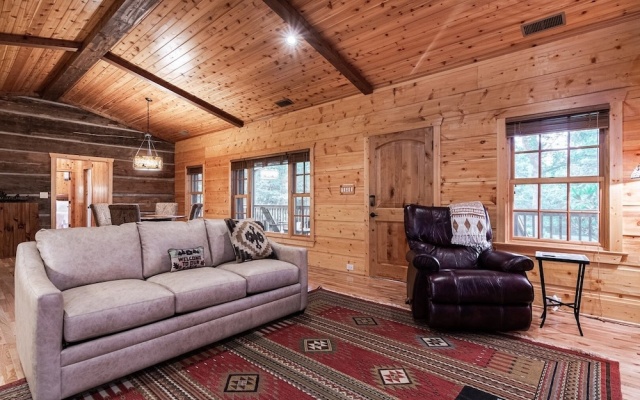 photo 3 of Cool Stream Lodge 6 Bedroom Cabin