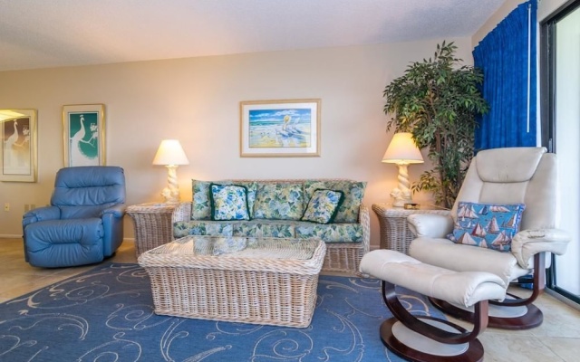 photo 2 of Coquina Moorings 106
