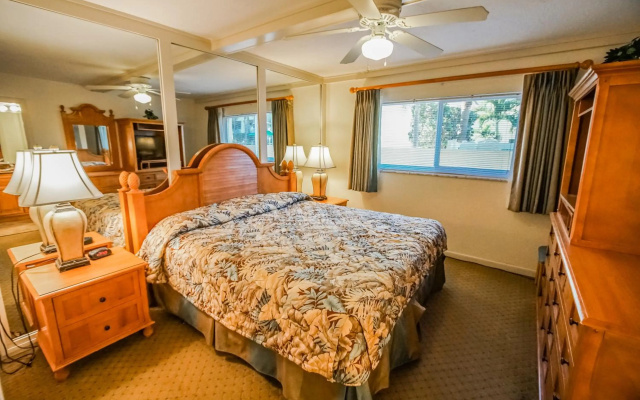 photo 2 of Coral Reef Beach Resort