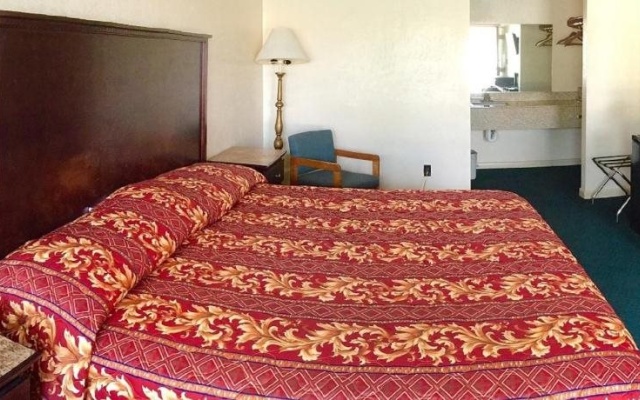 photo 4 of Coral Roc Motel