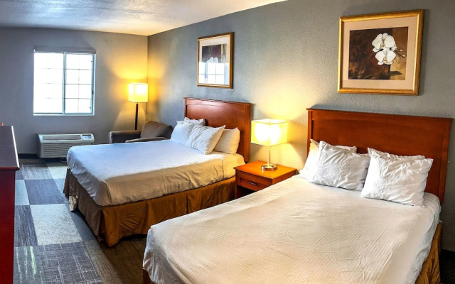 photo 3 of Coratel Inn by Jasper Iowa Fairfield