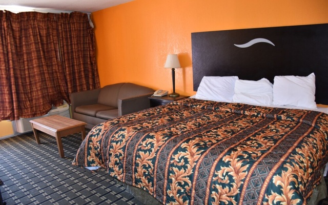 photo 5 of Corinth Inn & Suites