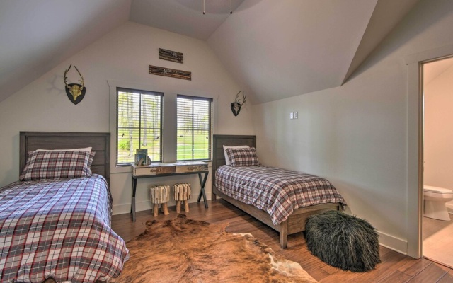 photo 2 of Gated Glenville Cottage: Hike, Fish, & Golf!