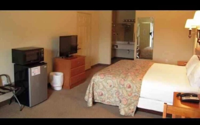 photo 3 of Country Hearth Inn and Suites - Piedmont
