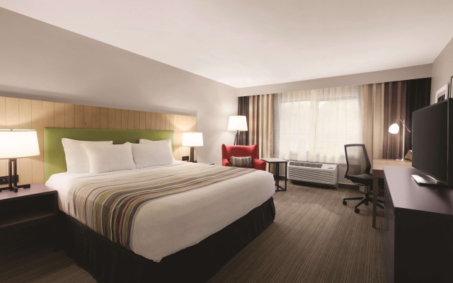 photo 5 of Country Inn & Suites by Radisson, Seattle-Bothell, WA
